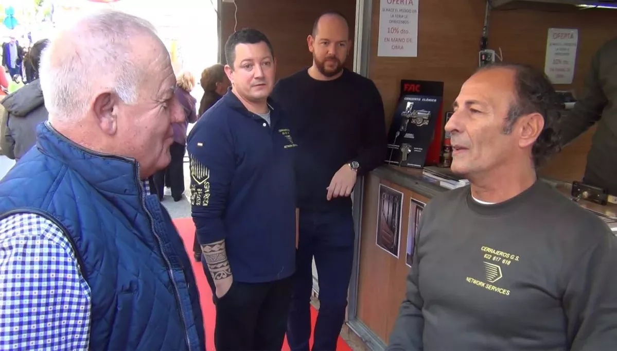 GS CERRAJEROS MUTXAMEL STAND VISITA ALCALDE SEBASTIAN CAÑADAS 2021