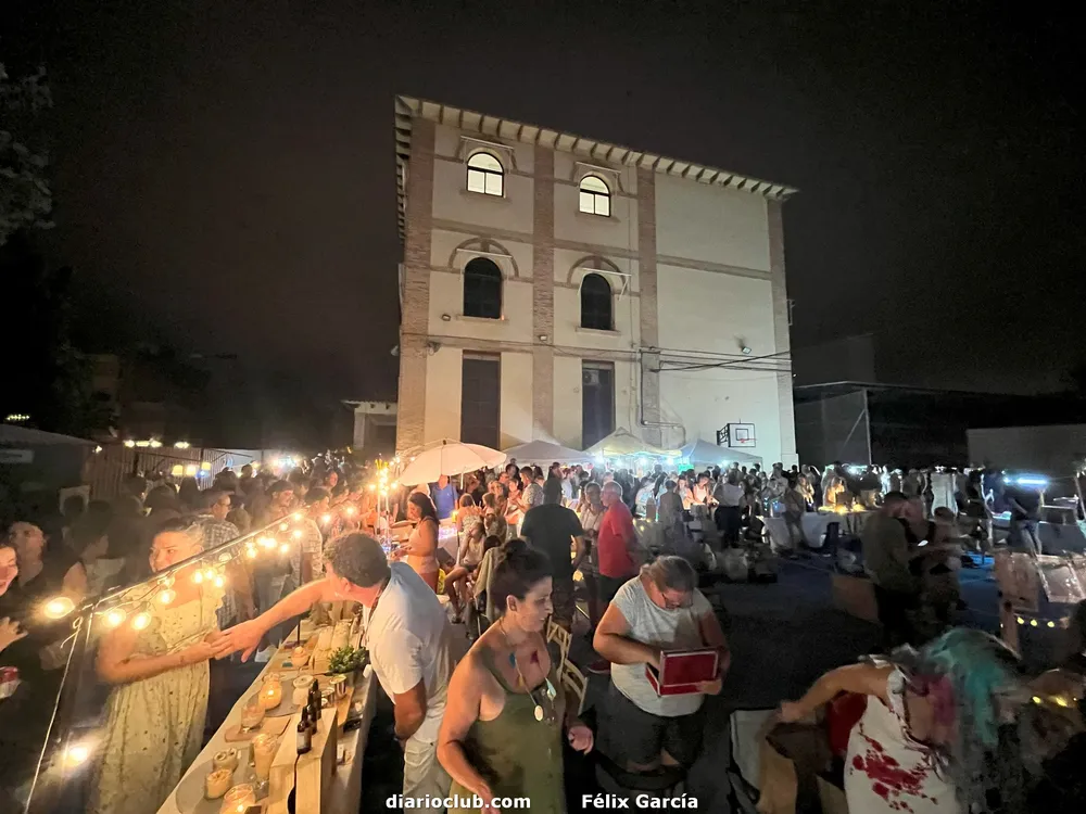 NOCHE EN VELA MERCADILLO CRISTO DE LA PAZ 4