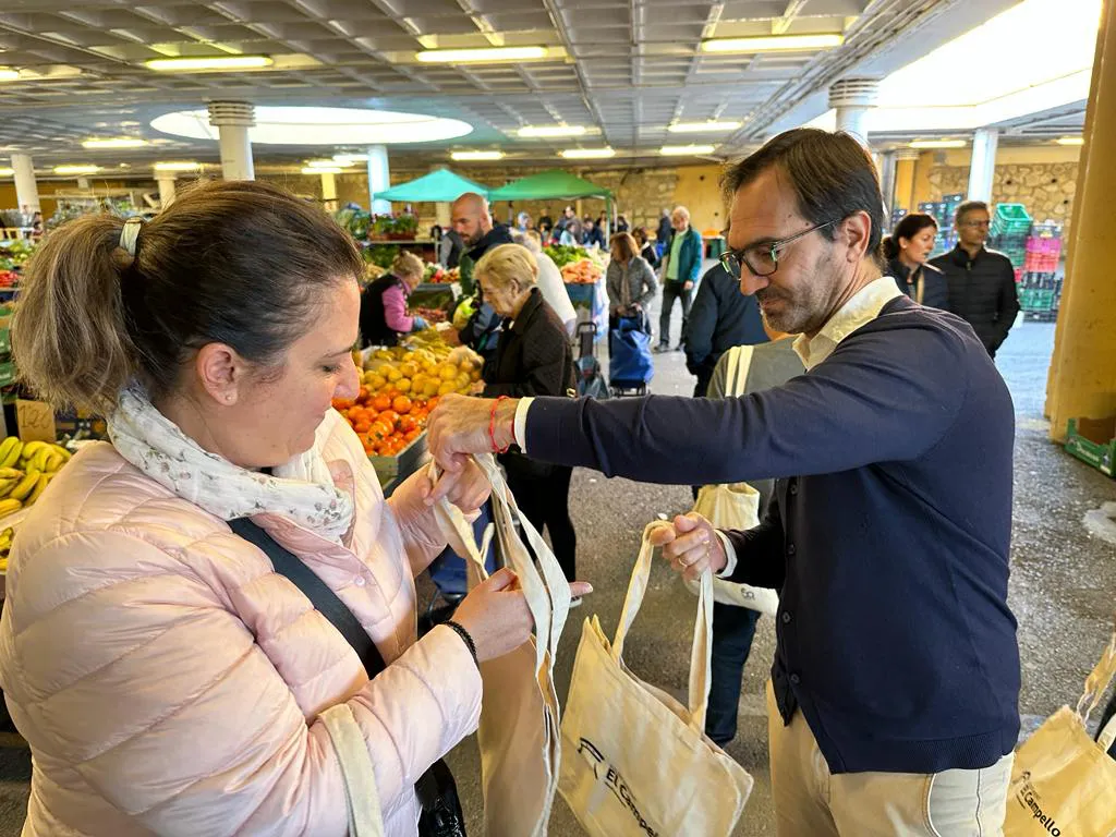 REPARTO DE BOLSAS (2)