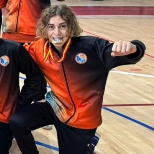 YOTUEL BERNAL ROJAS VOLEY BUSOT 2025 FOTO 3