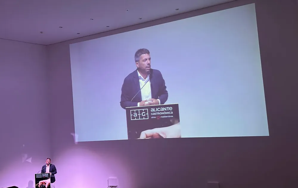 PRESENTACION ALICANTE GASTRONOMICA CARLOS MAZON 2024