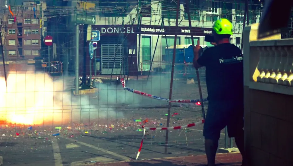 MASCLETA CAMPELLO 2023 MOROS Y CRISTIANOS FIESTAS 9