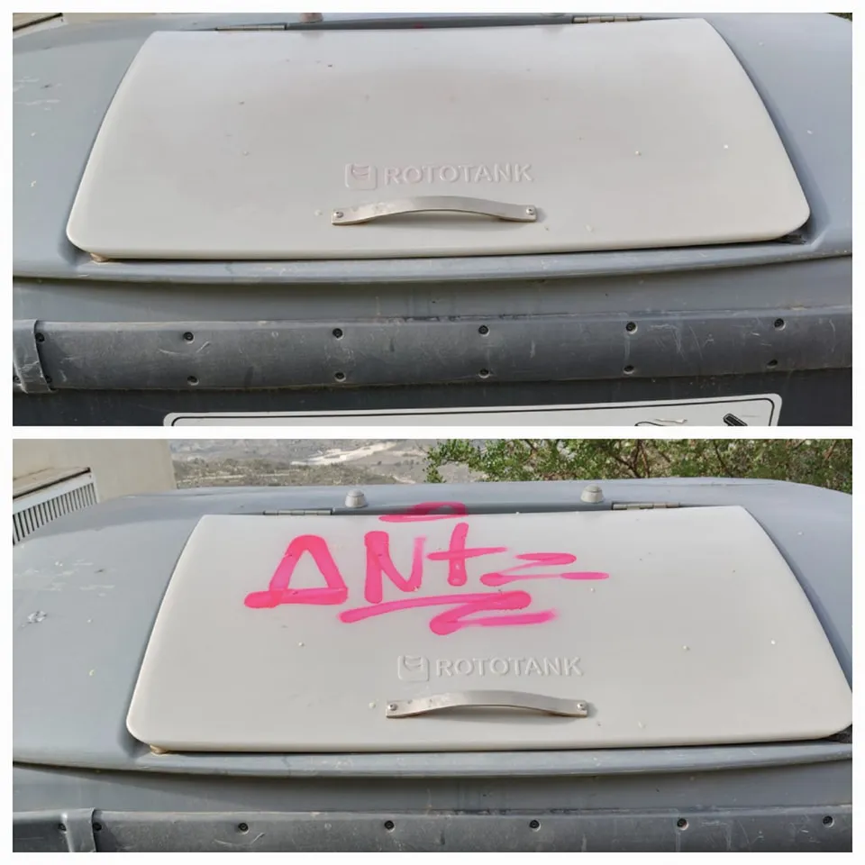 GRAFFITIS BUSOT
