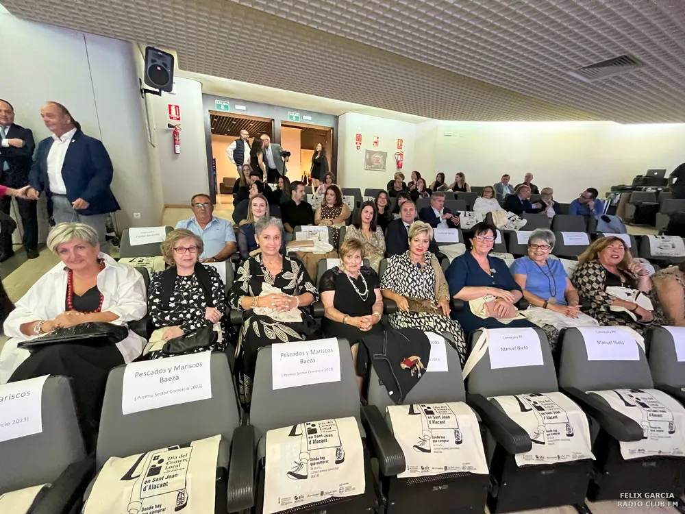 XV GALA ACEA ASOCIACION COMERCIANTES SANT JOAN 2023 (197)