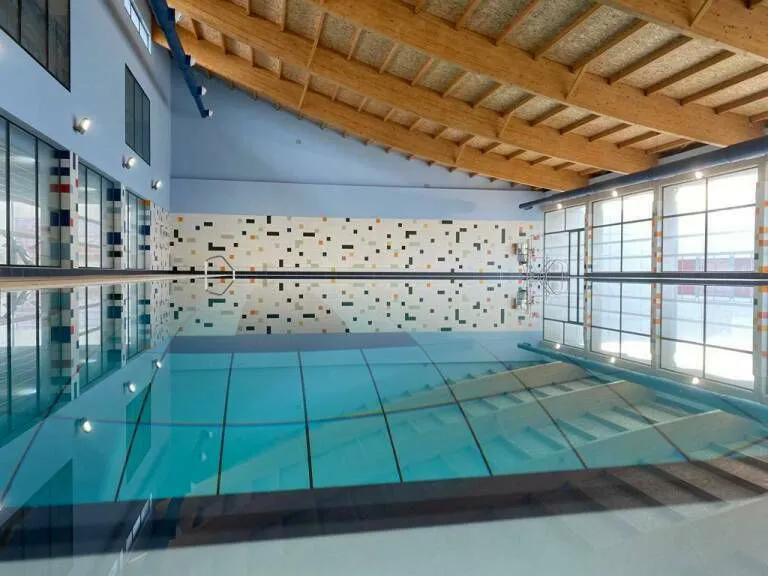 PISCINA MUNICIPAL CAMPELLO 2023