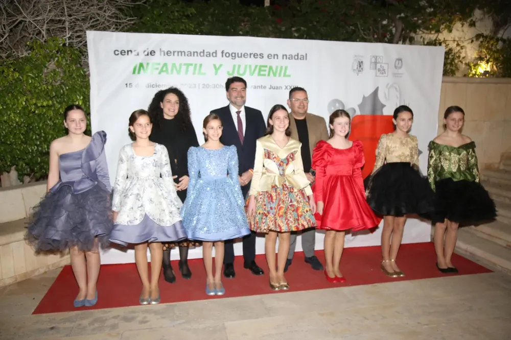 CENA FOGUERES EN NADAL LUIS BARCALA ALCALDE 2023