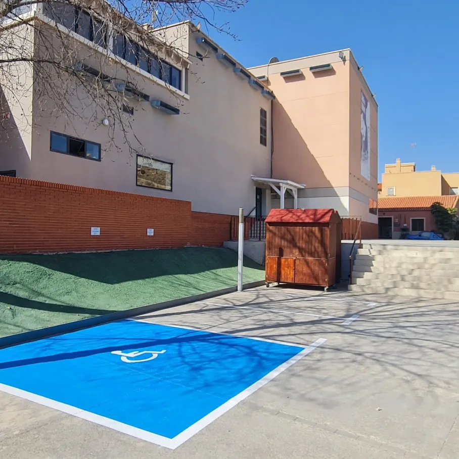 marcaje de estacionamiento y repintado de plazas de aparcamiento busot 2024