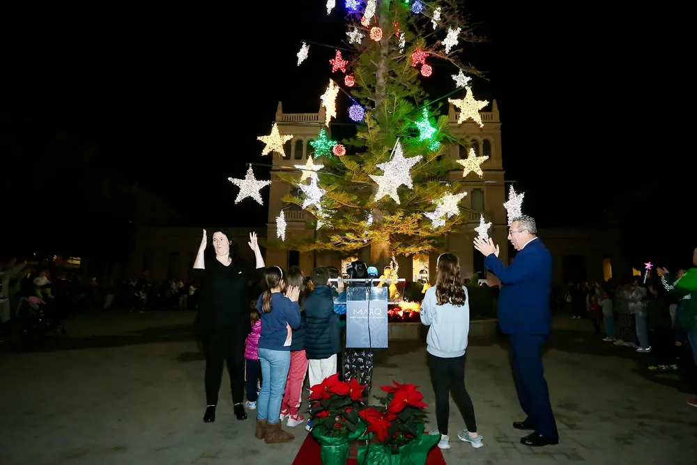 ENCENDIDO ARBOL NAVIDAD MARQ 2024
