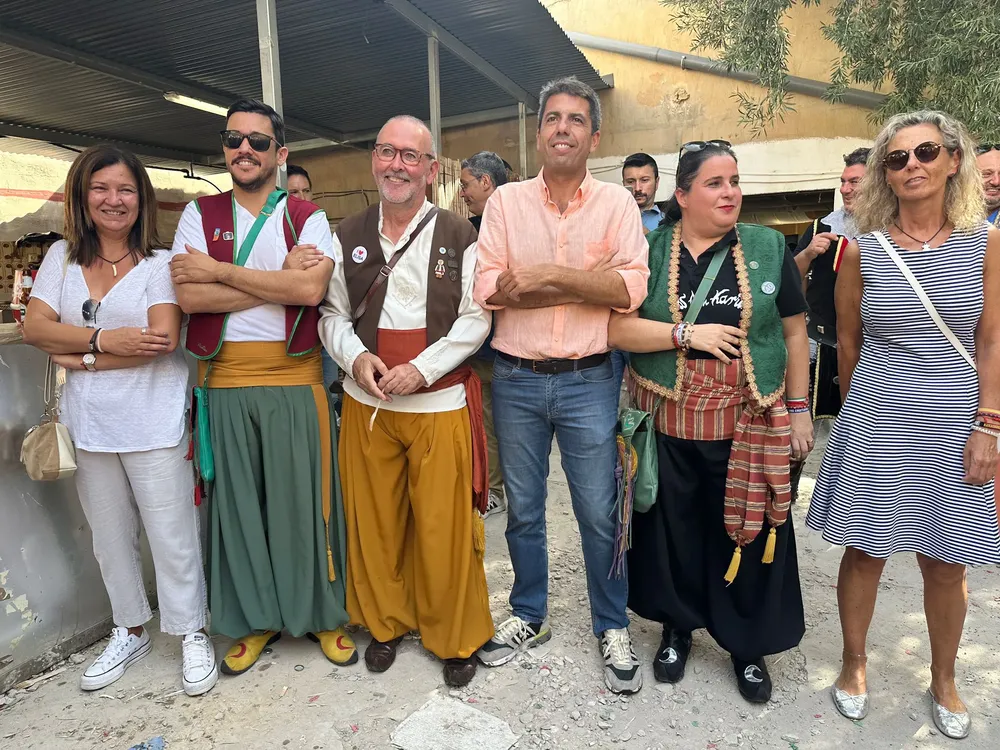CARLOS MAZON PRESIDENTE DE LA GENERALITAT VALENCIANA VISITA CAMPELLO EN FIESTAS (1)