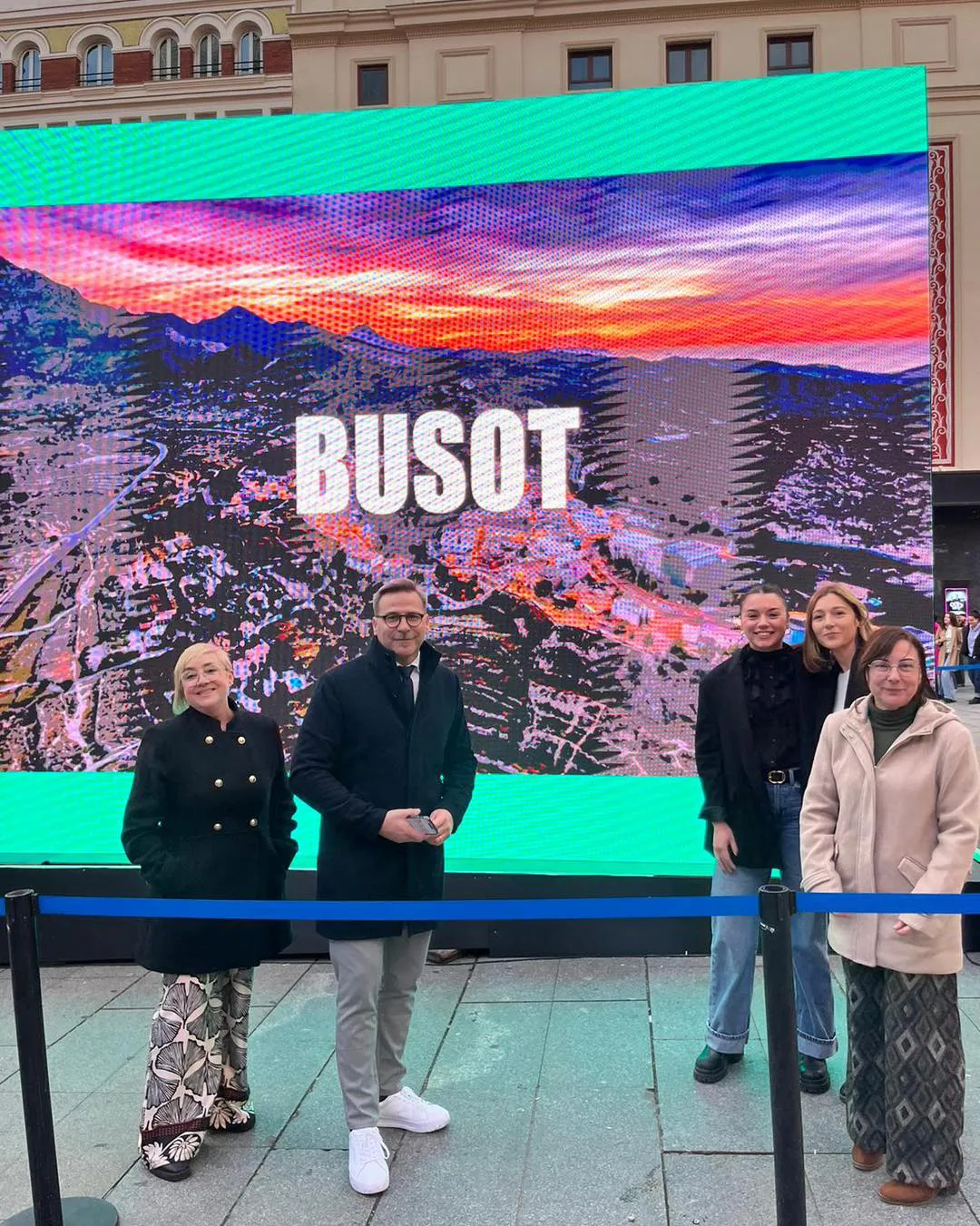 BUSOT FITUR 2025 FOTO 3