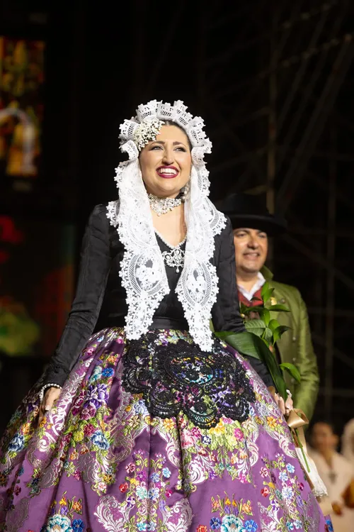 ADRIANA VICO BELLEZA DEL FUEGO 2025 ALICANTE