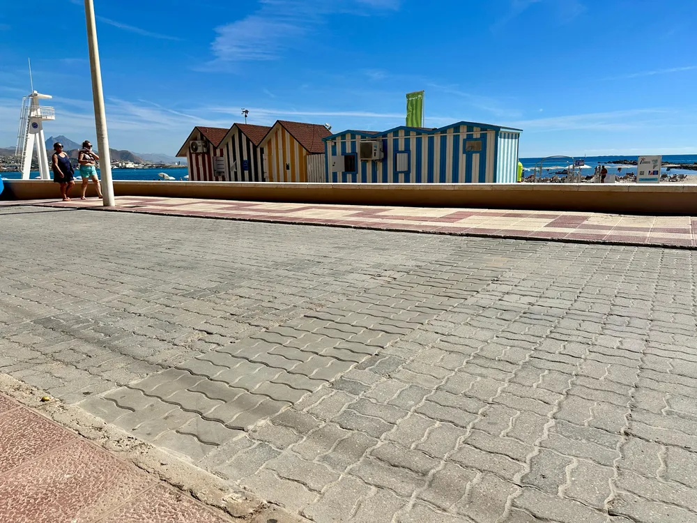 PAVIMENTO PLAYA CARRER LA MAR CAMPELLO 2026