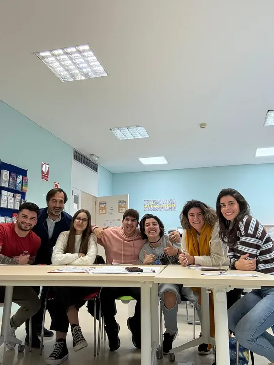 JOVENES ACTIVOS CAMPELLO 2025