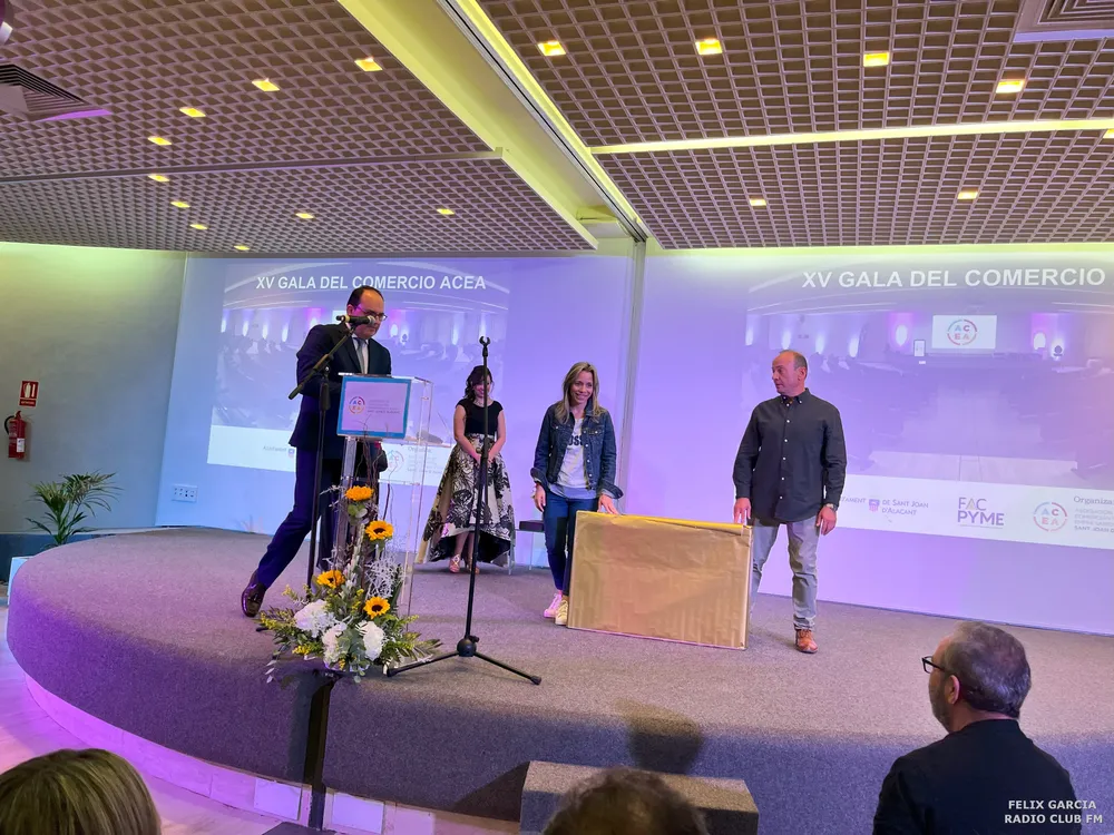 XV GALA ACEA ASOCIACION COMERCIANTES SANT JOAN 2023 (384)