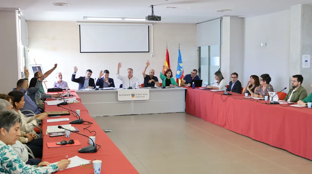 PLENO EXTRAORDINARIO 20 MAYO SANT JOAN (4)