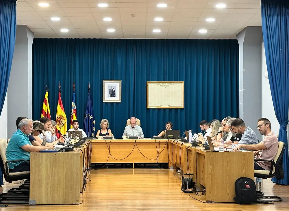 PLENO PRESUPUESTOS CAMPELLO 2025