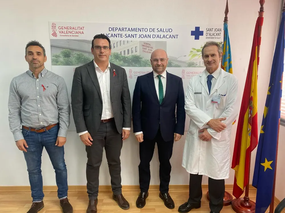 REUNION RAFA GARCIA ALCALDE MUTXAMEL CON Secretario Autonómico de Sanidad JUAN ANTONIO MARQUES 2023