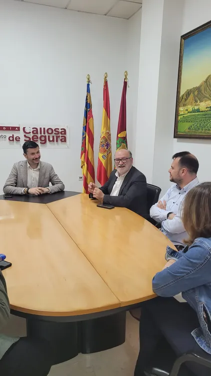 VISITA DAVID ARACIL MUNICIPIOS COMARCA 2024 FOTO 2