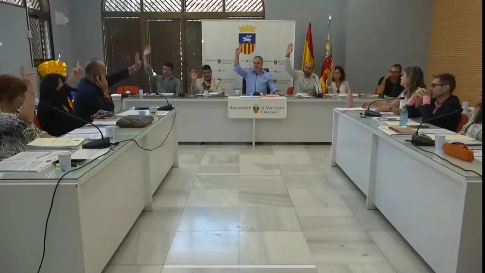 PLENO SANT JOAN D'ALACANT FOTO
