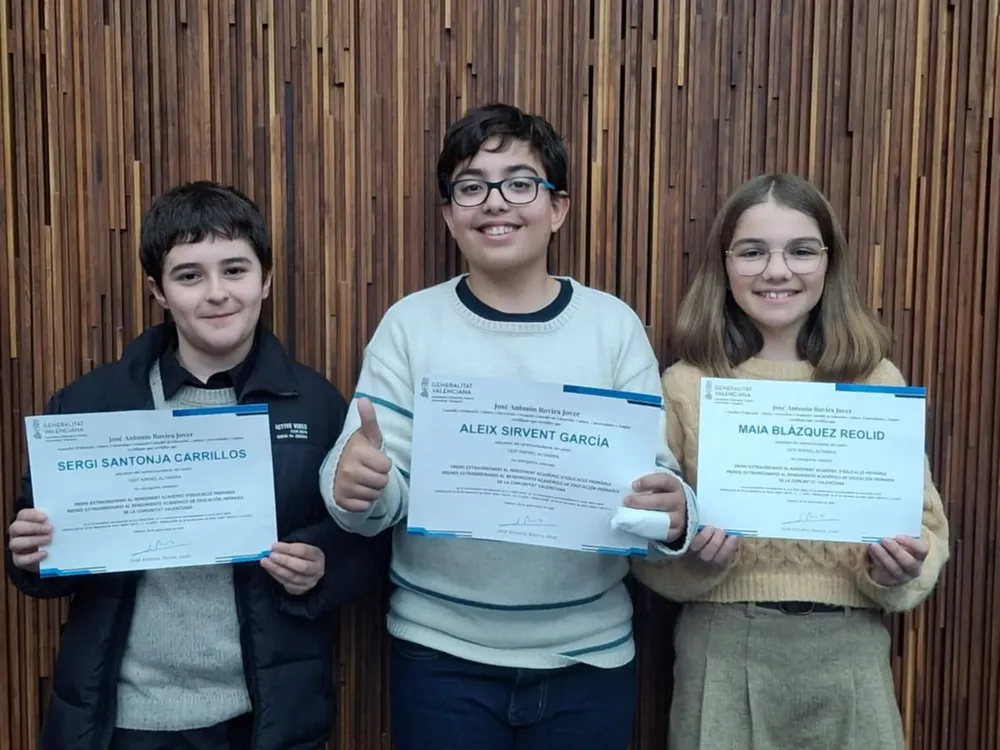premios extraordinarios al rendimiento académico campello 2025 foto 6
