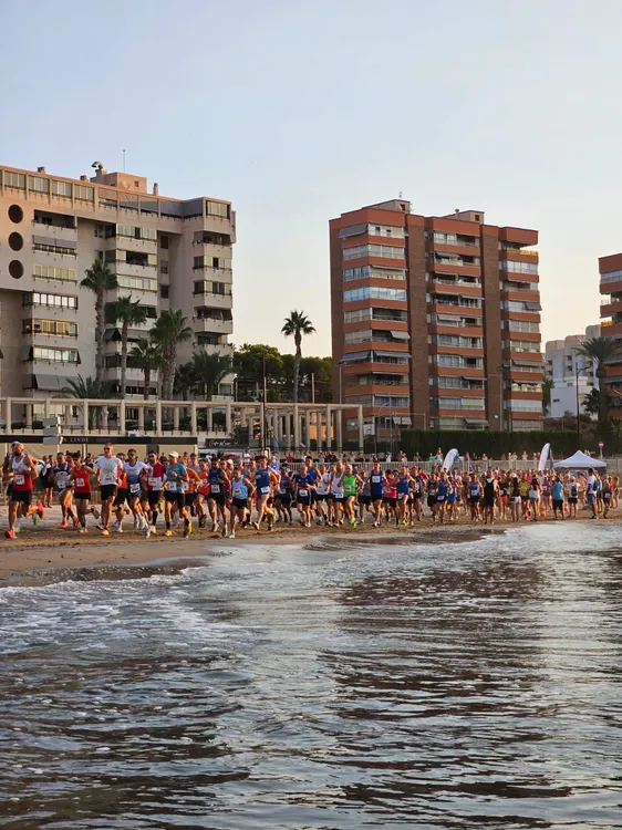 CROSS DEL AMANECER 2025 CAMPELLO