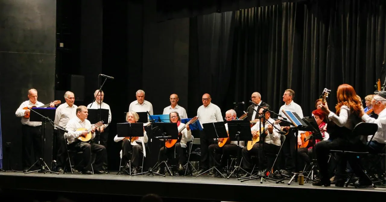 RONDALLA CULTURAL DE BENISA EN CASA CULTURA SAN JUAN 2025