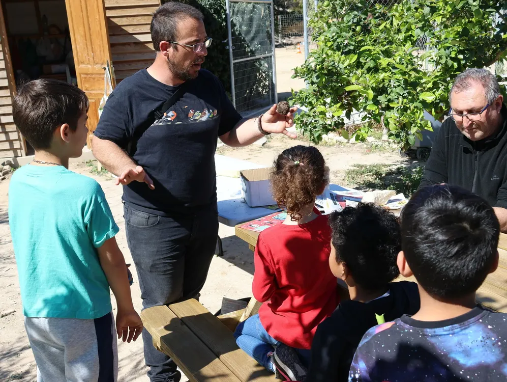 Pascua intergeneracional 2024 en el Centro de Mayores foto 3