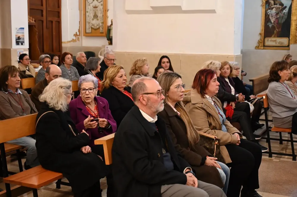 COFRADIA SANTO  ENTIERRO CAMPELLO BIENVENIDA NUEVOS COFRADES 2026 FOTO 3