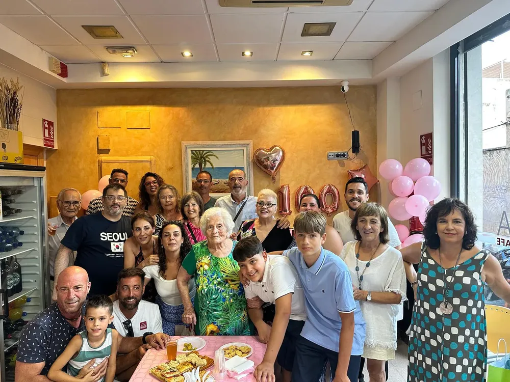 YAYA ANI 100 AÑOS 2