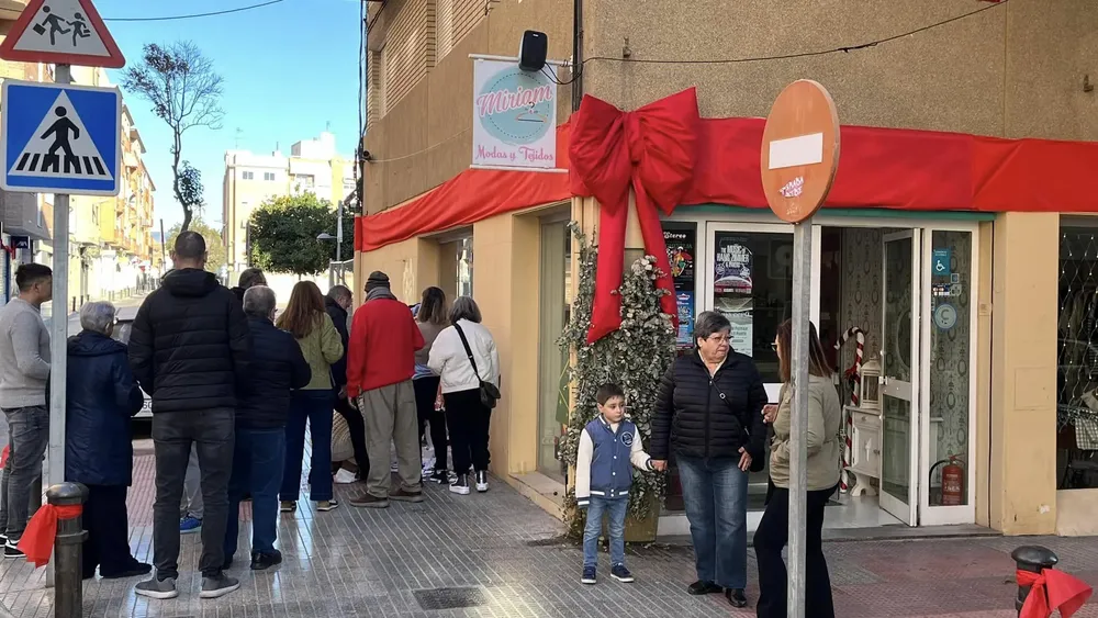 MIRIAM MODAS Y TEJIDOS CALLE ORDANA Y MERCADO