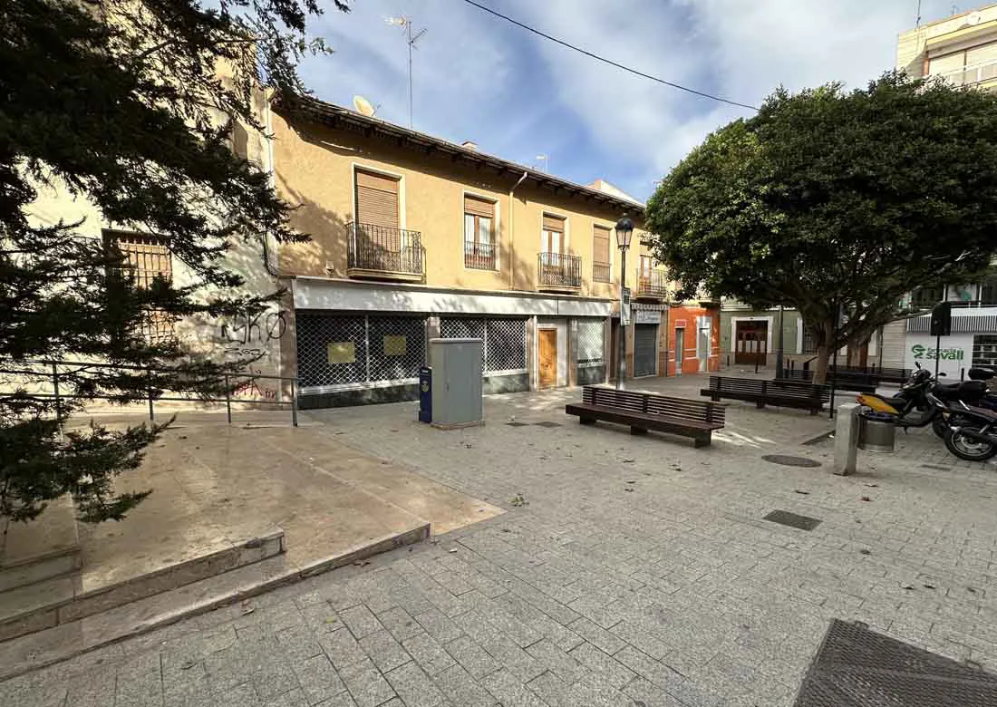 Imagen de la plaza de Lillo Canovas
