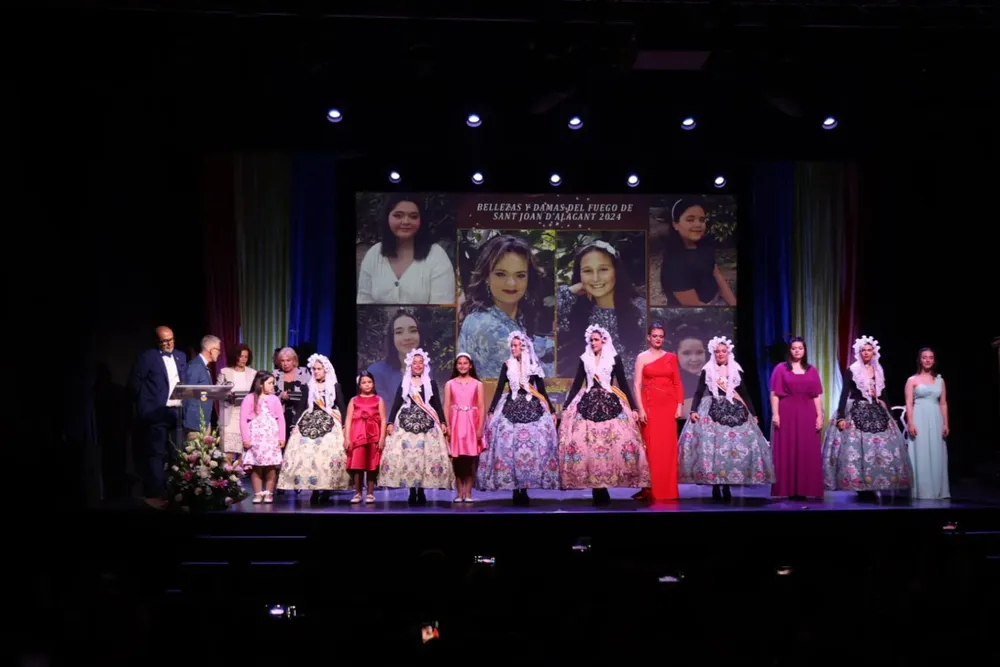 entrega los premios del XVII Certamen de Narrativa san juan nines caaro y david aracil 2024 foto 7