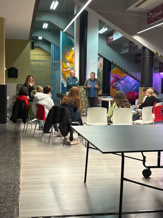 TALLER LENGUA DE SIGNOS CAMPELLO 2025