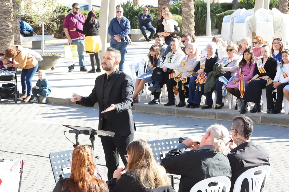 AMUNTEGATS  NAVIDAD 2024 FOTO 2