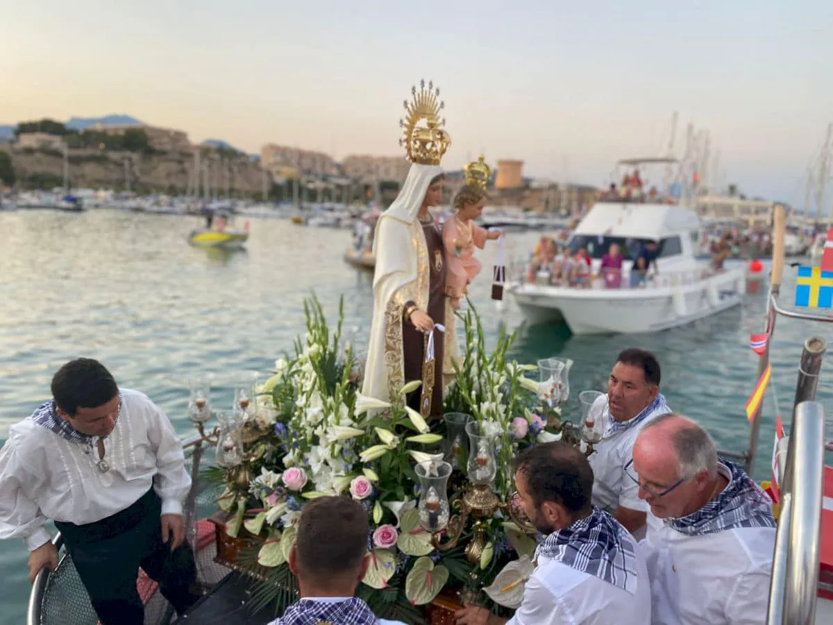 VIRGEN DEL CARMEN CAMPELLO