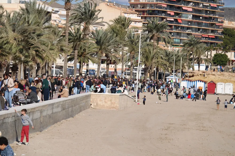 PLAYA DE CAMPELLO EN INVIERNO 2026