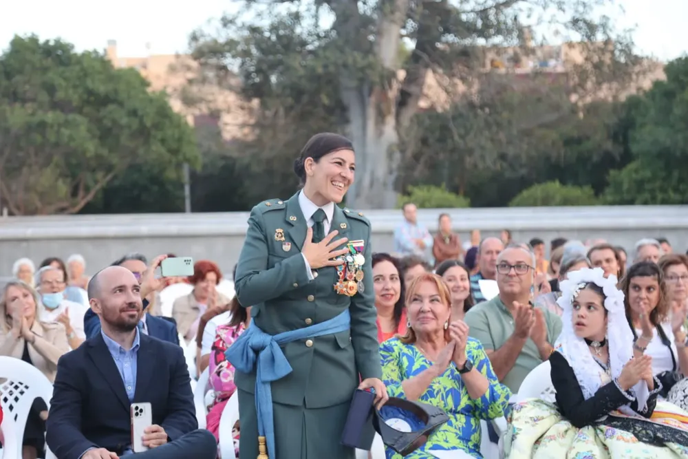 ADRIANA TOSTON AGRADECIDA CON SANT JOAN D'ALACANT POR SU CARIÑO