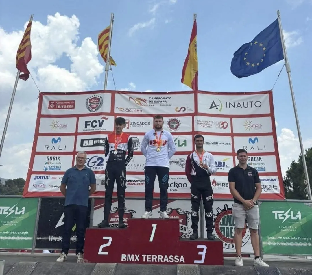 Izan Miralles bmx campeon busot 2025