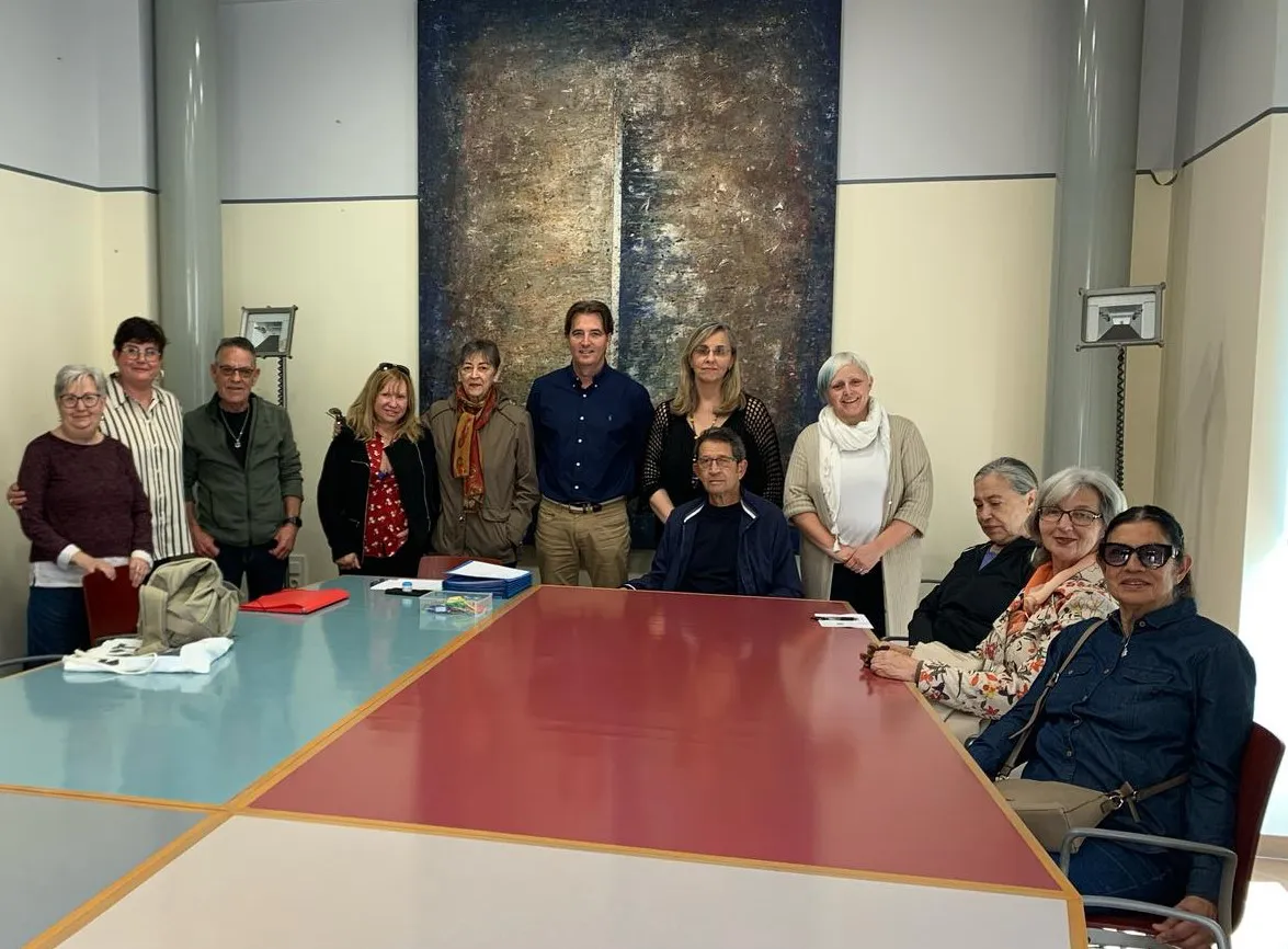 040125 Nuevos beneficiarios Viviendas Intergeneracionales