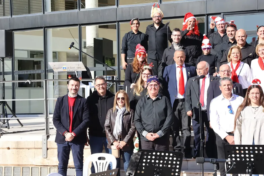 AMUNTEGATS  NAVIDAD 2024 FOTO 4