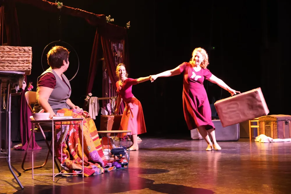 sant Joan celebra el 8m obra Escritoras de Maracaibo Teatro 2024