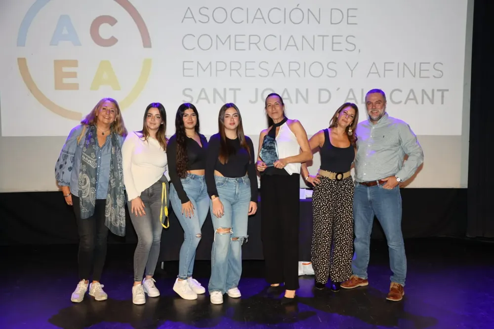 ACEA 16 GALA DEL COMERCIO 2024 (18)