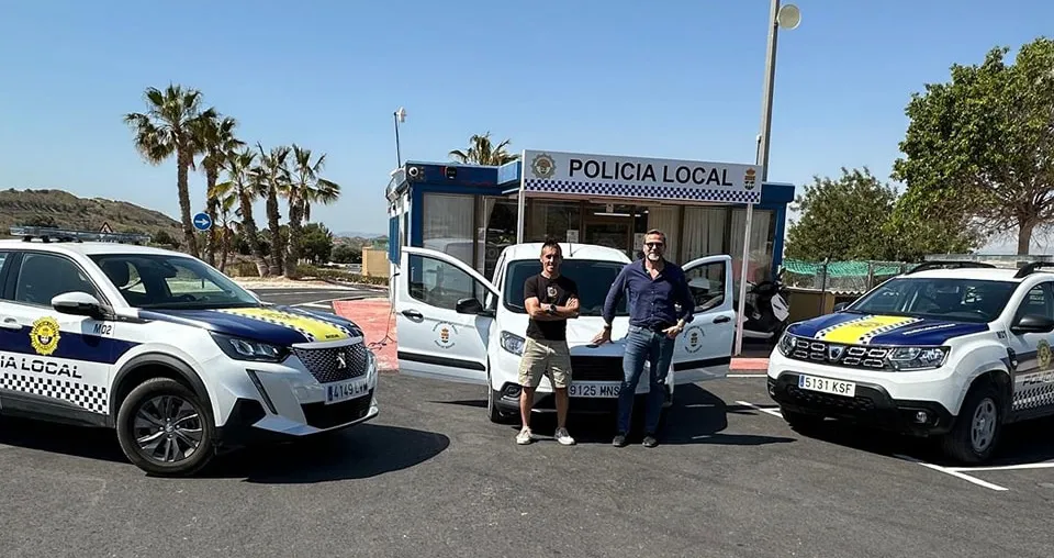 NUEVA FURGONETA POLICIA LOCAL BUSOT ALEJANDRO MORANT ALCALDE 2024