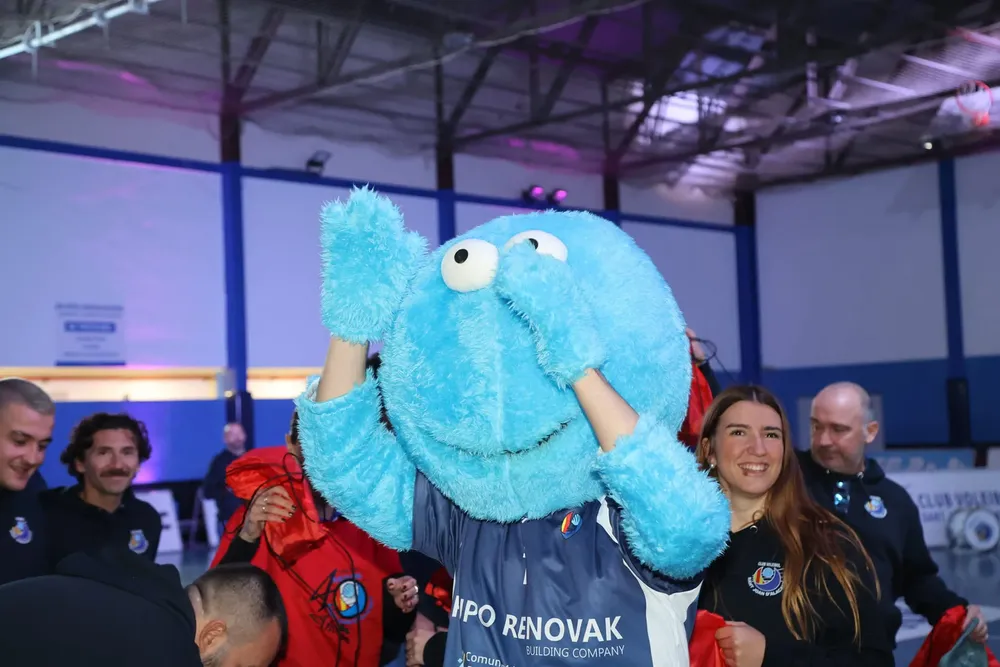 Club Voleibol Sant Joan 2024 mascota sanjuanito