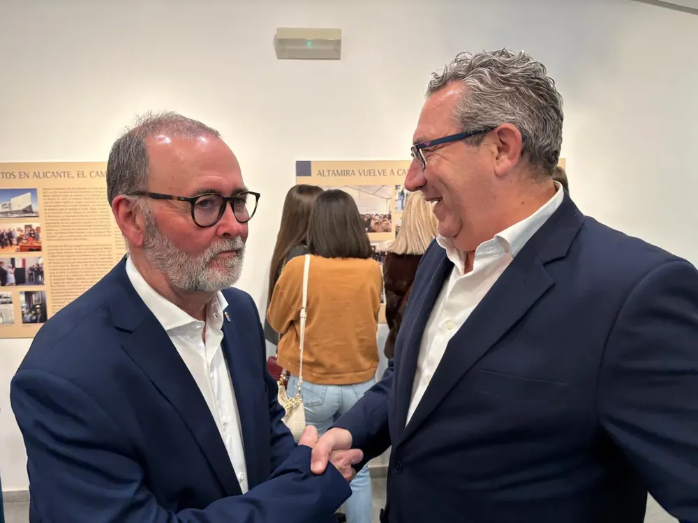 INAUGURACION EXPOSICION RAFAEL ALTAMIRA CAMPELLO 2026 FOTO 6