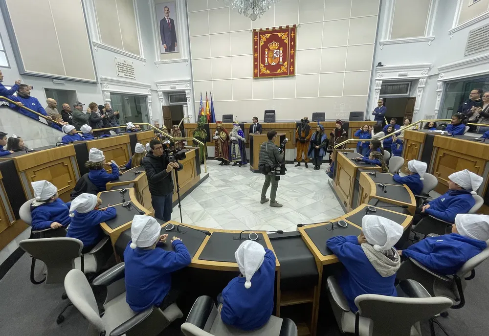 REYES MAGOS EN LA DIPUTACION 2025 FOTO 3