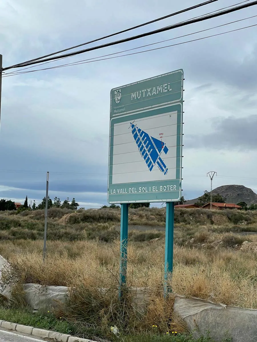 MUTXAMEL CARTEL URBANIZACION
