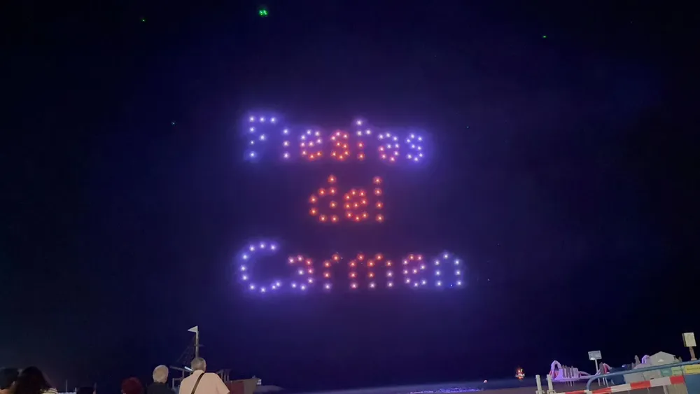 ESPECTACLO DE DRONES CAMPELLO 2024