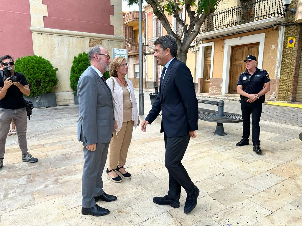 CARLOS MAZON PRESIDENTE DE LA GENEALITAT VISITA EL CAMPELLO 20 AÑOS TRAM (2)