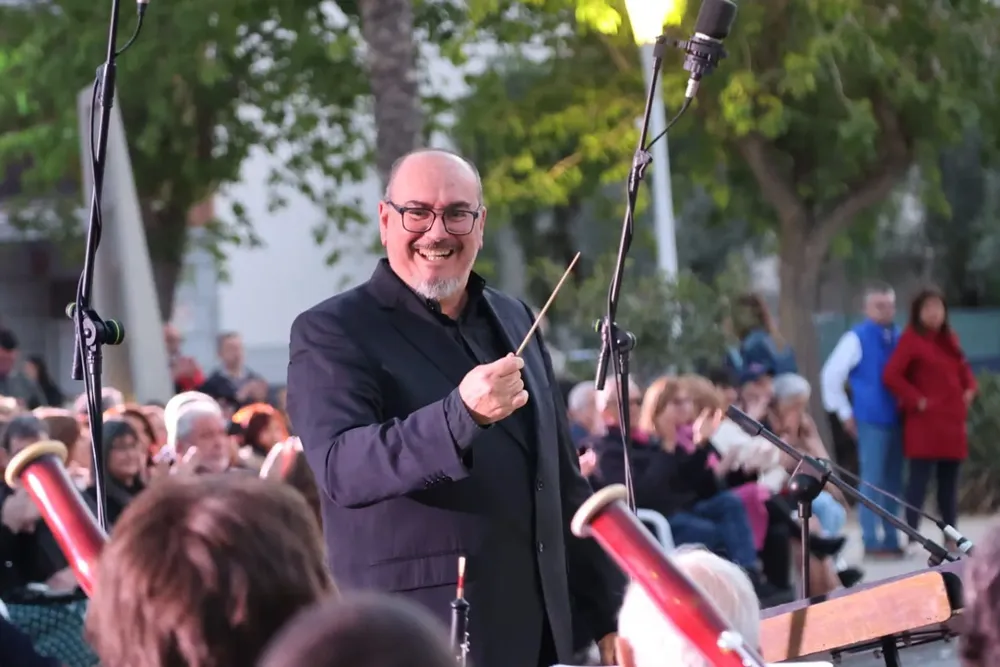 JOAN ESPINOSA DIRECTOR SOCIEDAD MUSICAL LA PAZ 2024
